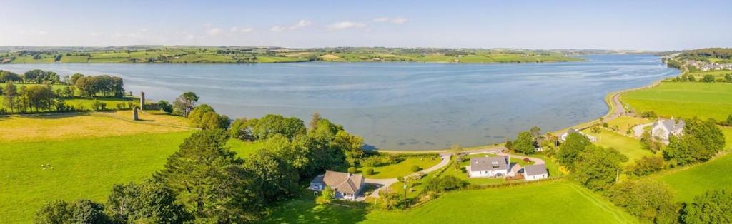 2 Bed Waterfront Property - Close To Courtmacsherry Cork Exterior foto